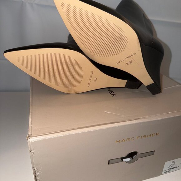 Marc Fisher Wendel2 Black Wedge Ankle Boots Pointed Toe Size 8.5 - Picture 8 of 8